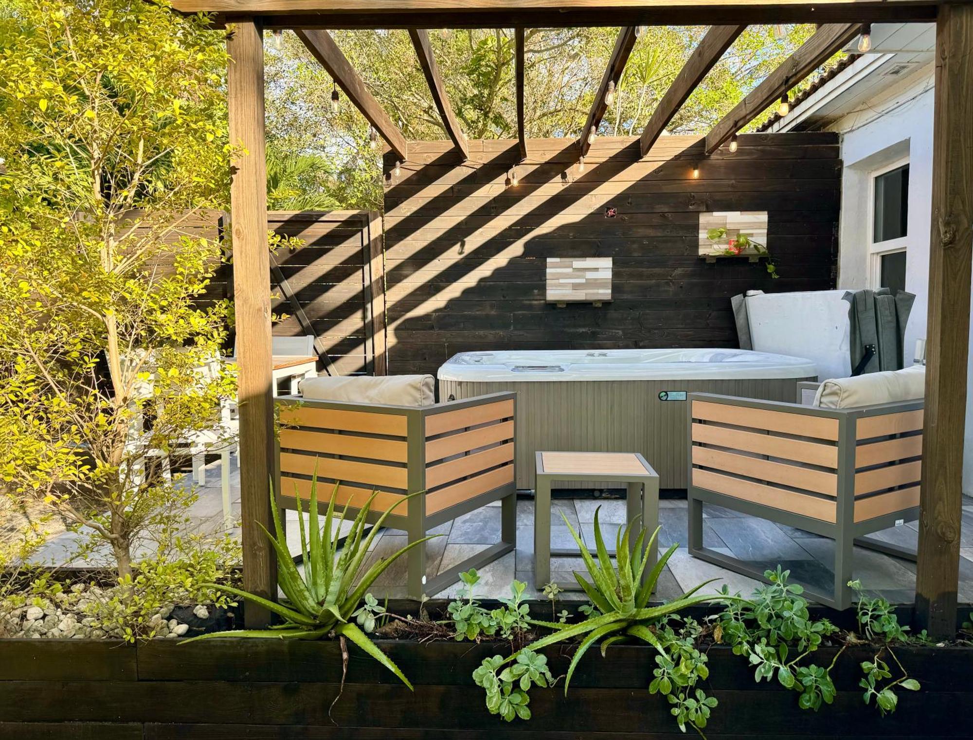 Hot Tub House On Golf Course! 10 Mins To The Beach Майами Экстерьер фото